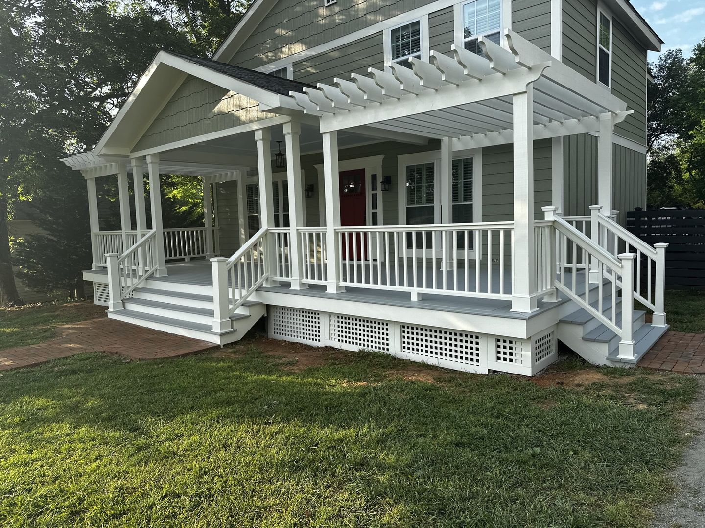 Limited Spring Availability: When to Book Your Exterior Painting